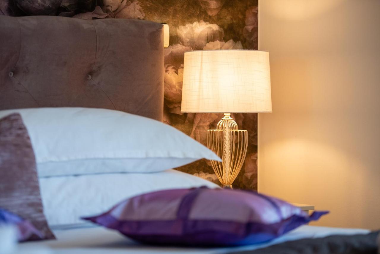 Luxa 5 Min Old Town, 10 Min Airport Apartment Трогир Екстериор снимка