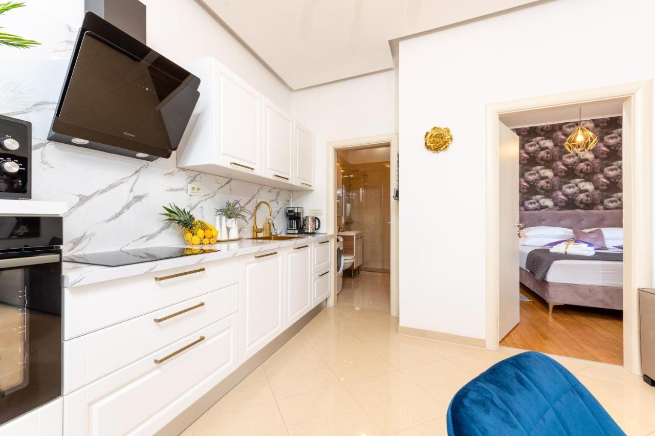 Luxa 5 Min Old Town, 10 Min Airport Apartment Трогир Екстериор снимка