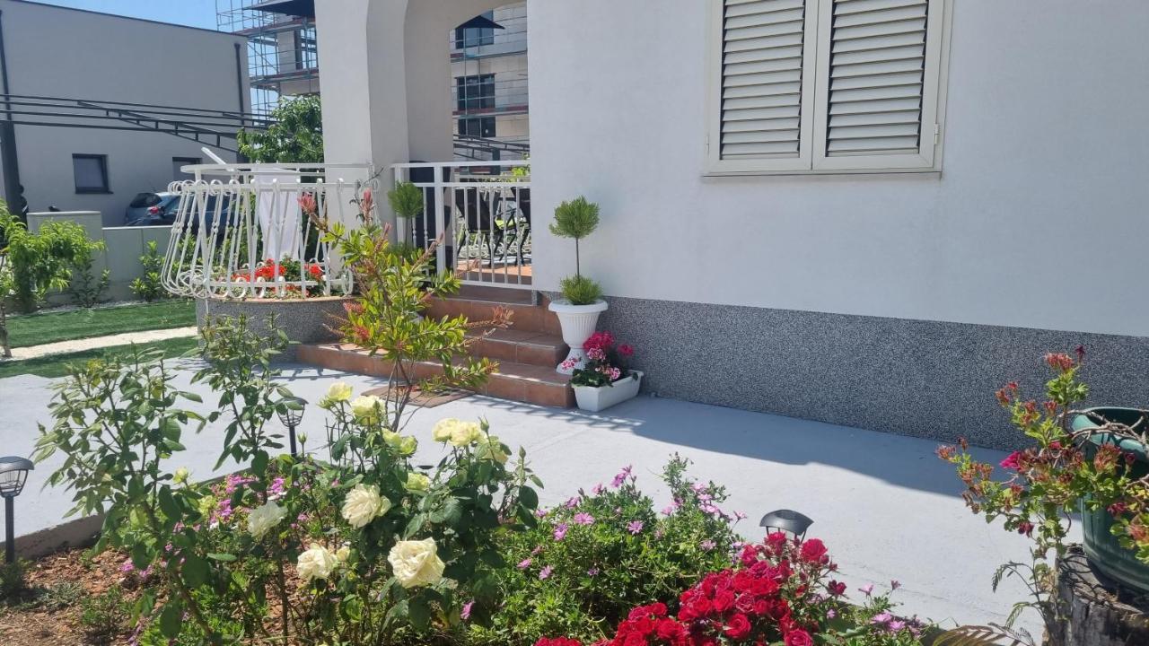 Luxa 5 Min Old Town, 10 Min Airport Apartment Трогир Екстериор снимка